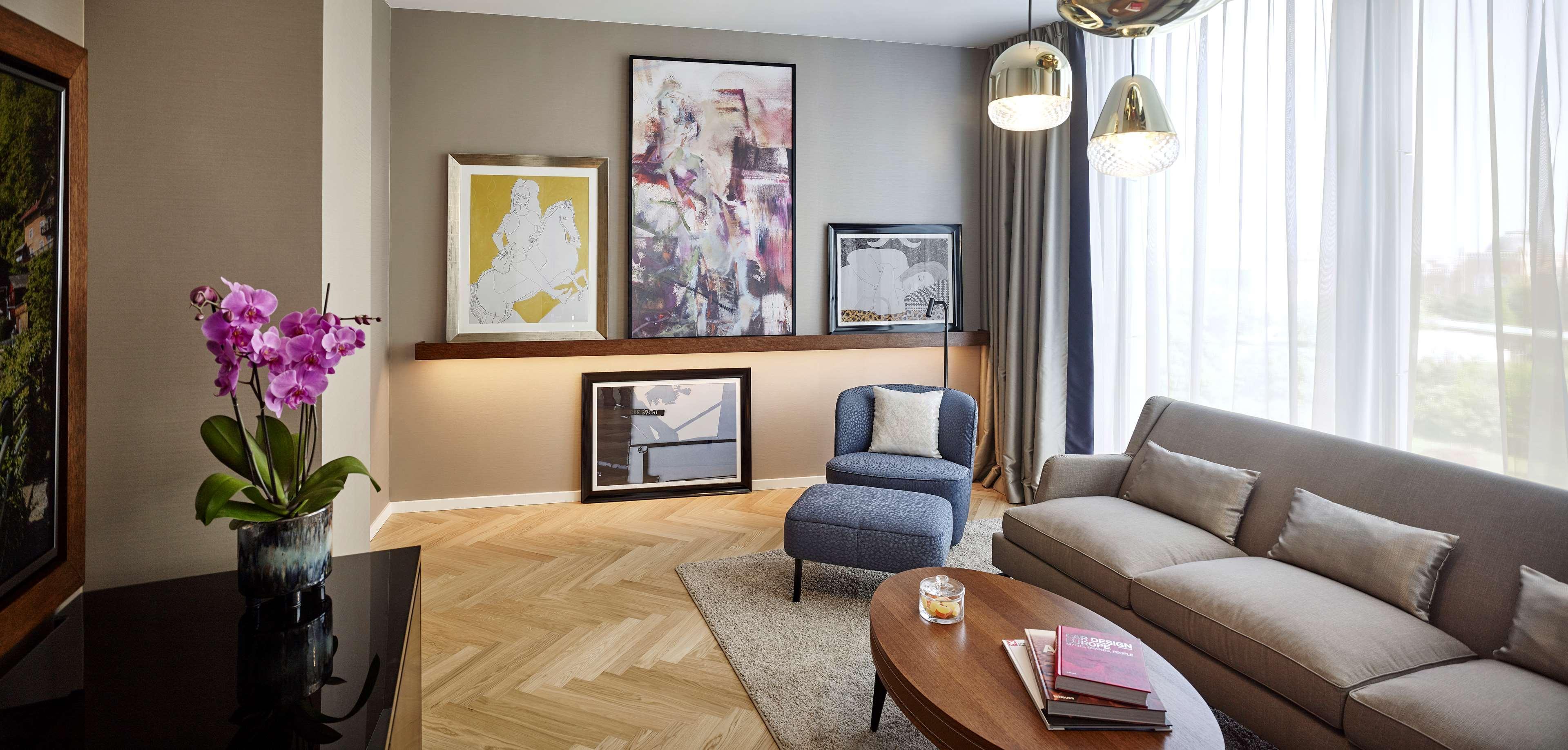 Andaz Vienna Am Belvedere, By Hyatt Exterior photo Interior of a suite at the Mandarin Oriental, Munich