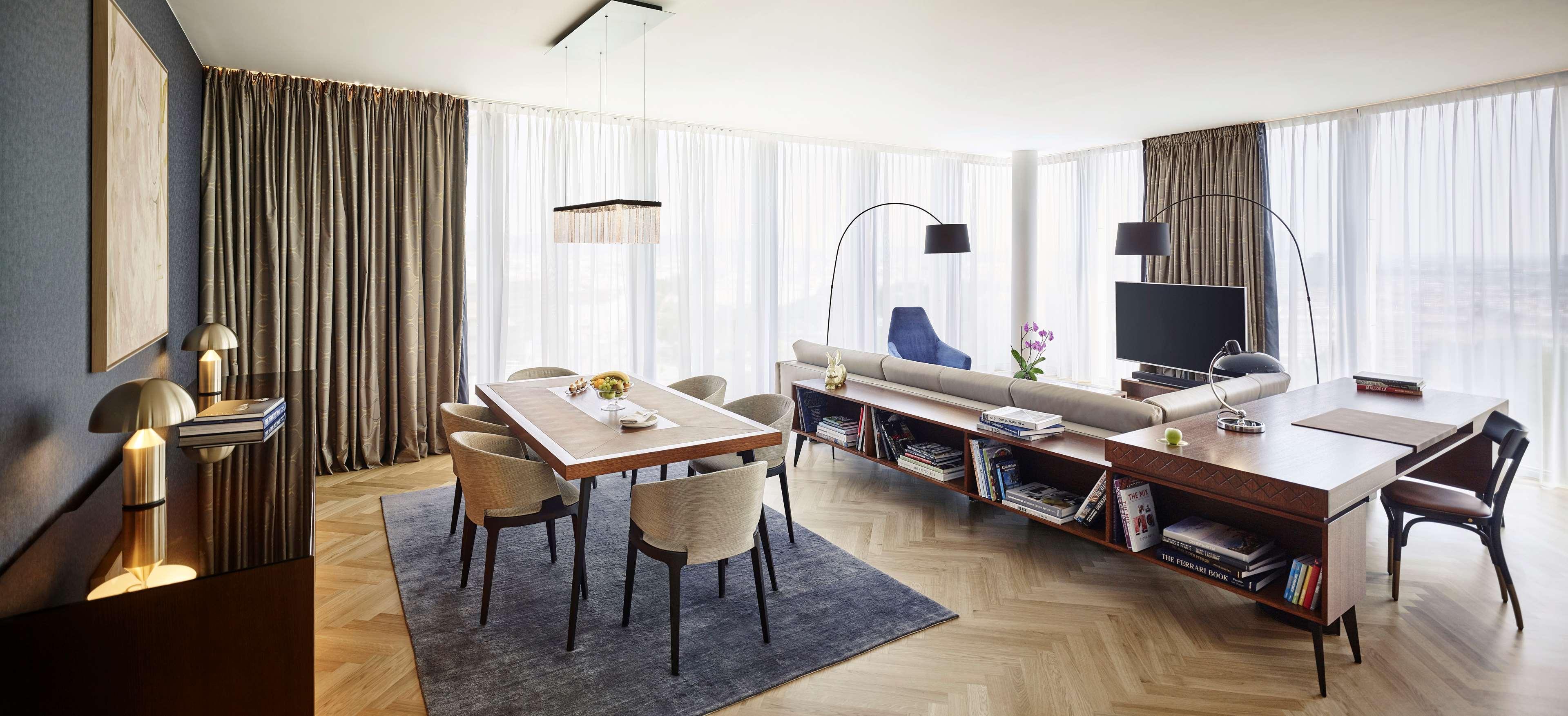 Andaz Vienna Am Belvedere, By Hyatt Exterior photo Interior of a suite at the Mandarin Oriental Munich
