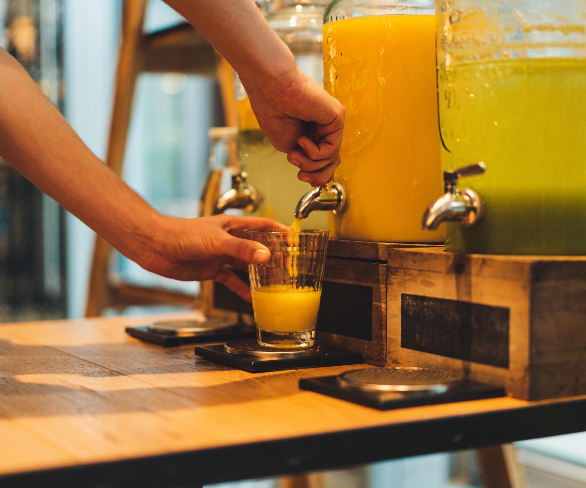Andaz Vienna Am Belvedere, By Hyatt Exterior photo A juice dispenser